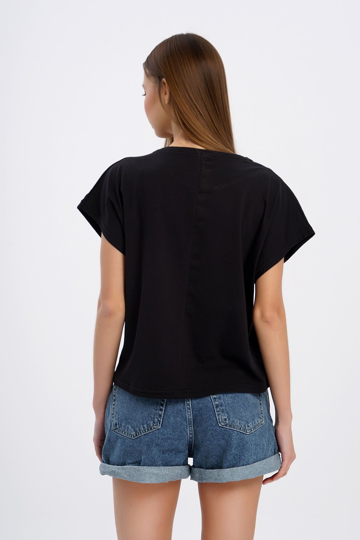 Cep Detay T-shirt-Siyah